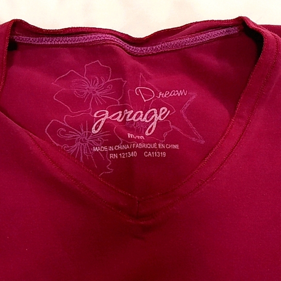 Vintage y2k Garage Tee - Picture 2 of 2